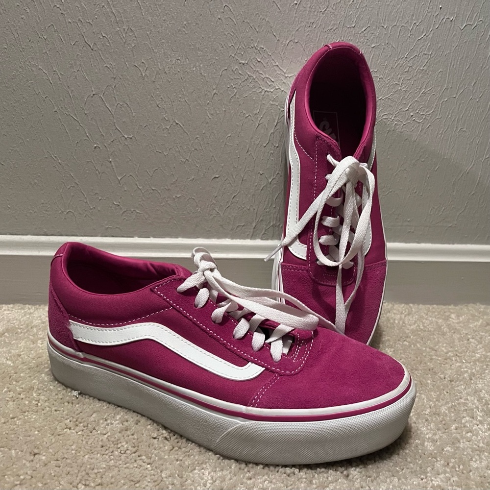 Vans Women's Fuchsia and White Sneakers